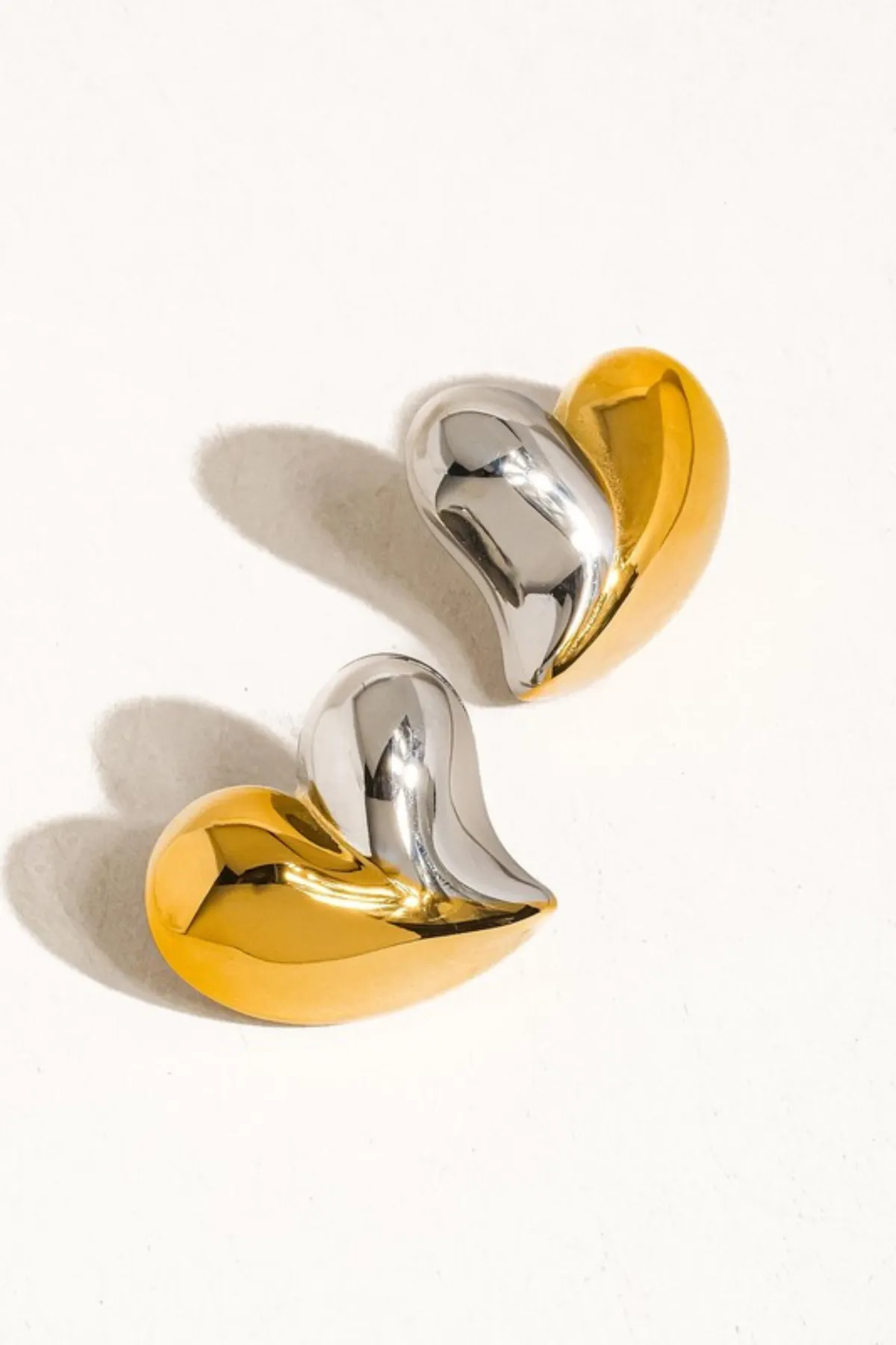 18K GOLD   SILVER HEART STUDS
