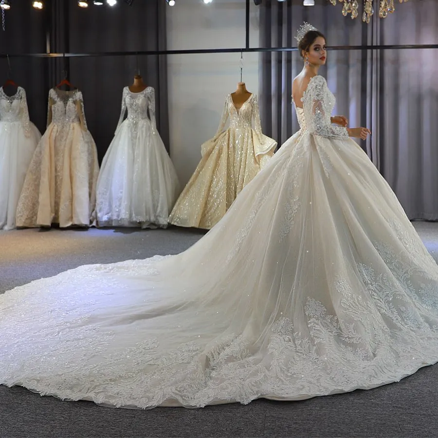Classy Train A-Line Sweetheart Backless Long Sleeve Wedding Dress with Lace Appliques and Sequins