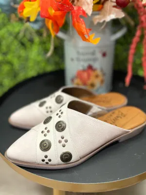 Hazel 2 Blowfish Mule