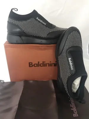 NIB $580 Baldinini Women’s  Studded Sneakers 748465  Black 37 Eu Made in Italy
