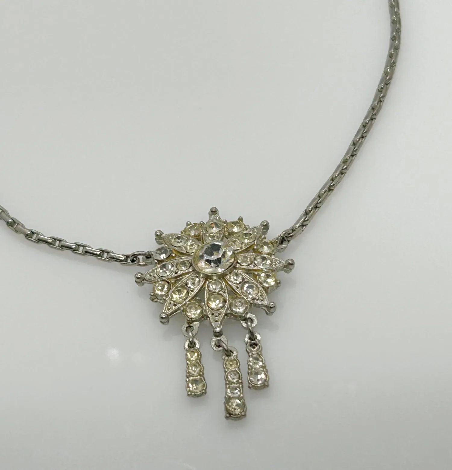 Old World Charm Vintage Rhinestone Necklace Necklace with Drops