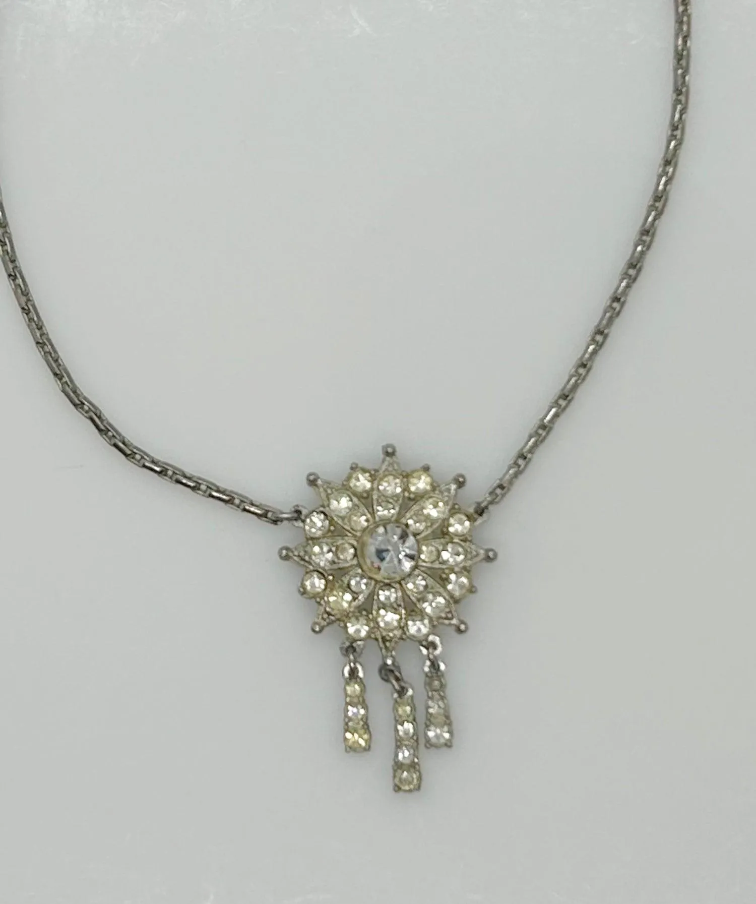 Old World Charm Vintage Rhinestone Necklace Necklace with Drops