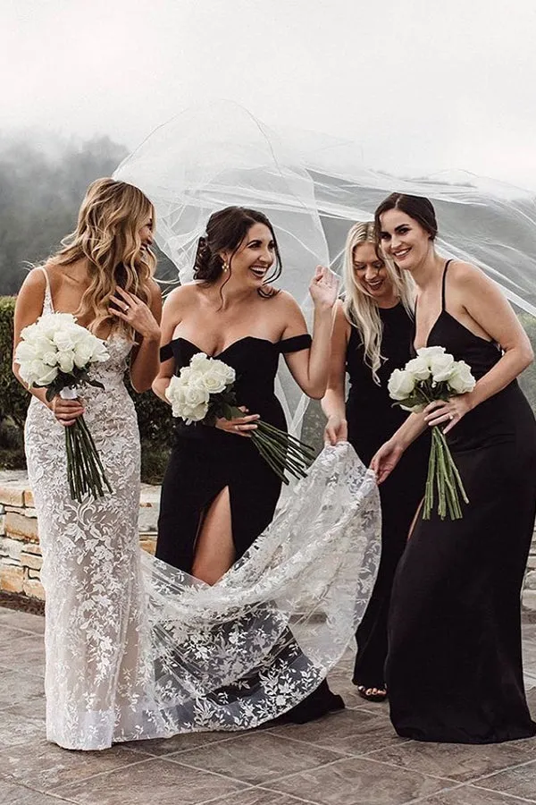 Spaghetti Strap Jewel Mermaid Wedding Dress with V-Neck Lace