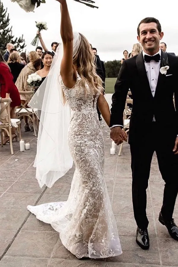 Spaghetti Strap Jewel Mermaid Wedding Dress with V-Neck Lace