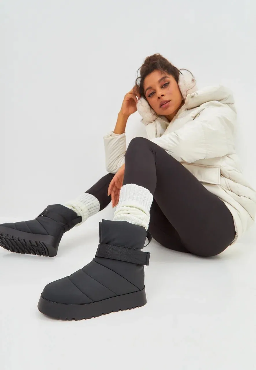 Urban Wool-Lined Winter Boots - Black