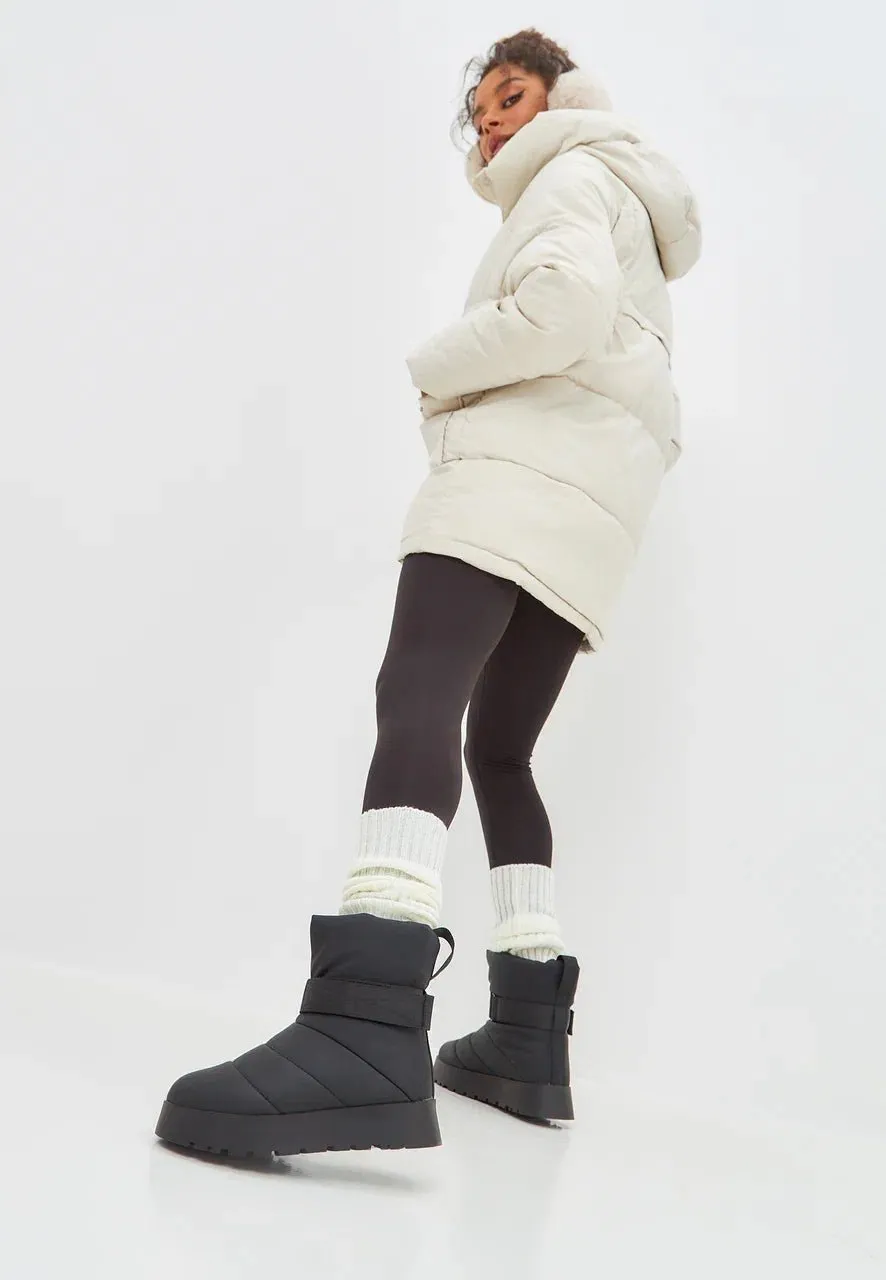 Urban Wool-Lined Winter Boots - Black